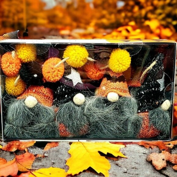 Halloween Wizard Stars Bats Pom Poms Garland Banner Bunting 6ft Doorway Gnomes O - Picture 1 of 9